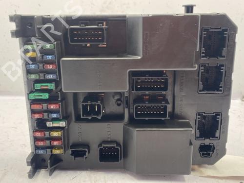 Used Fuse box PEUGEOT 307 Break (3E) 2.0 HDI 110 (107 hp) 22844672