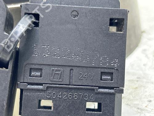 Left front window switch BLUECAR BLUEUTILITY EV50 | BP39936824I27 - Image 4
