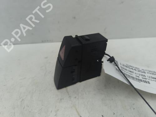 Used Warning switch Warning switch SUZUKI SWIFT IV (FZ, NZ) 1.3 DDiS (AZG413D, ZC02S, ZC92S) (75 hp) 32218728 32218728