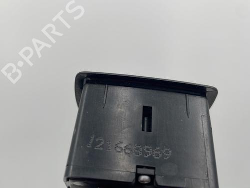 Used Left rear window switch Left rear window switch MERCEDES-BENZ B-CLASS Sports Tourer (W245) B 180 CDI (245.207) (109 hp) 32703676 32703676