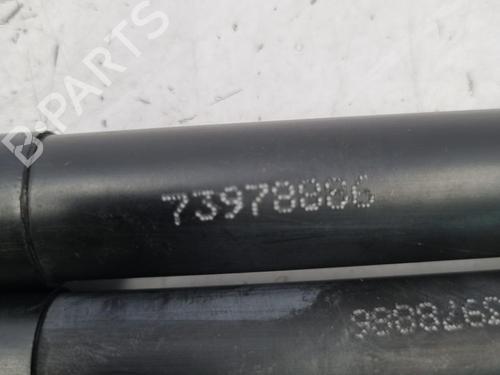 Tailgate lift support PEUGEOT 208 I (CA_, CC_) 1.2 VTI 82 | BP22827719C138