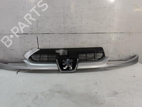 Grill PEUGEOT 206 Hatchback (2A/C) 1.4 HDi eco 70 (68 hp) 28134490