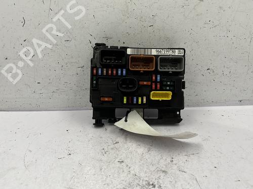 Fuse box CITROËN C3 Pluriel (HB_) 1.4 HDi | BP24981608E1 - Image 2