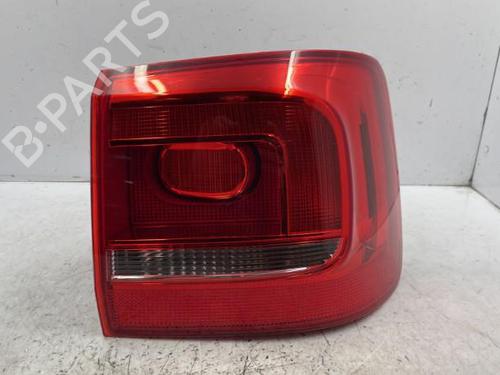 Right taillight VW TOURAN (1T3) 2.0 TDI | BP22833816C35 