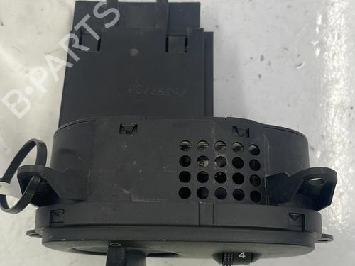 Used Headlight switch Headlight switch FORD TRANSIT Platform/Chassis (FM_ _, FN_ _) 2.4 DI (F_A_, F_B_, F_C_, F_D_) (120 hp) 22828678 22828678