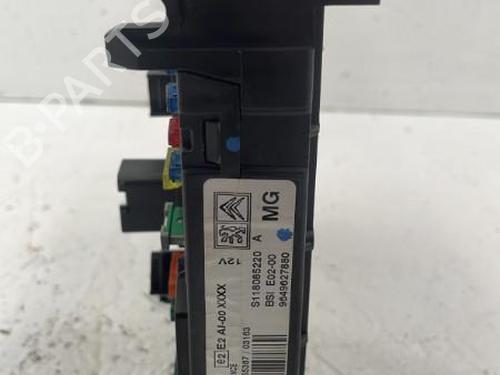Used Fuse box Fuse box PEUGEOT 206 Hatchback (2A/C) 1.4 i (75 hp) 22838586 22838586