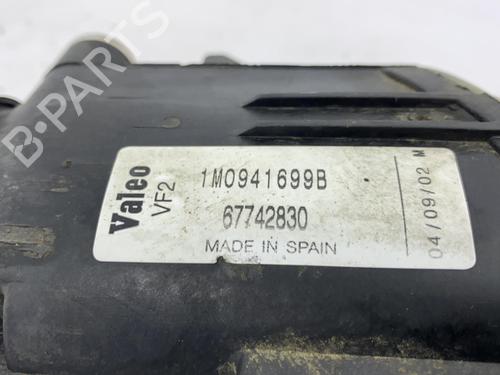 Used Left front fog light SEAT TOLEDO II (1M2) 1.9 TDI (110 hp) 22816051