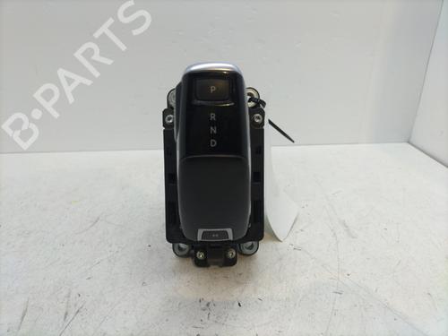 Used Gear lever Gear lever PEUGEOT 5008 II (MC_, MJ_, MR_, M4_) 1.6 BlueHDi 120 (MCBHZH, MCBHZW) (120 hp) 30327071 30327071