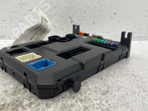 Used Fuse box Fuse box CITROËN C3 II (SC_) 1.4 HDi 70 (SC8HZC, SC8HR0, SC8HP4) (68 hp) 25477665 25477665