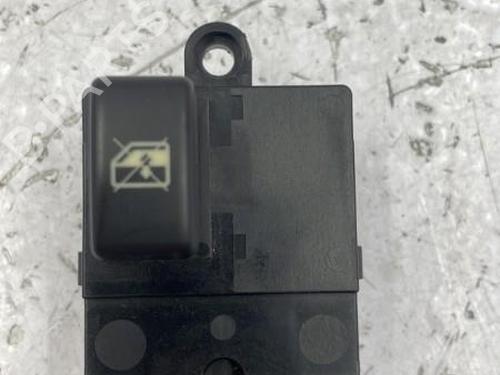 Used Right rear window switch Right rear window switch NISSAN NOTE (E11, NE11) 1.5 dCi (90 hp) 22835257 22835257