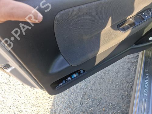 Left taillight PEUGEOT 207 CC (WD_) 1.6 16V | BP31663070C34 