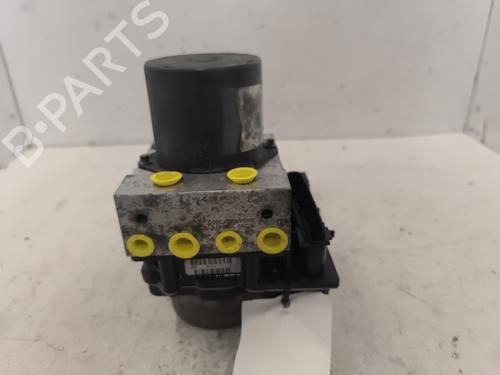 Used ABS pump RENAULT SCÉNIC II (JM0/1_) 1.9 dCi (125 hp) 24636948