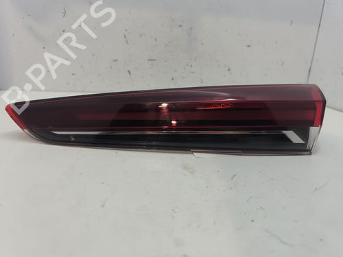 Used Right tailgate light RENAULT CAPTUR II (HF_) TCe 140 (HFN0) (140 hp) 27288191