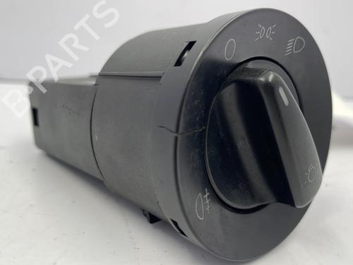 Used Headlight switch Headlight switch VW BORA I (1J2) 1.9 TDI (90 hp) 22827177 22827177