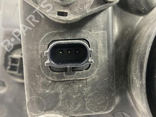 Used Right headlight Right headlight NISSAN X-TRAIL I (T30) 2.2 dCi 4x4 (136 hp) 22817911 22817911