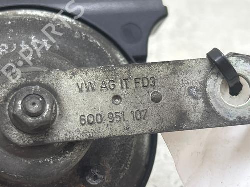 Used Horn Horn SKODA OCTAVIA III Combi (5E5, 5E6) 2.0 TDI 4x4 (150 hp) 40609324 40609324
