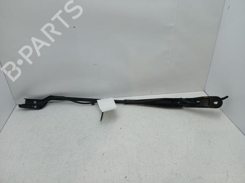 Used Front windshield wiper arm Front windshield wiper arm 37732388 37732388