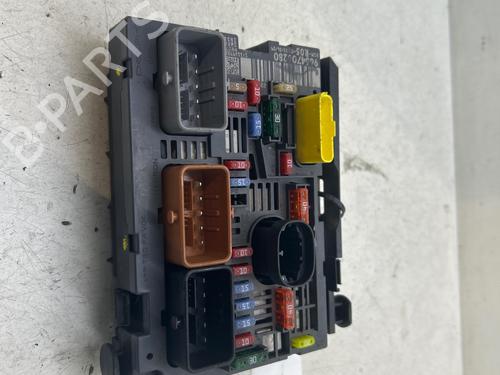 Fuse box CITROËN C4 I (LC_) 1.6 HDi | BP37032038E1 - Image 4