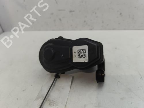 Used Electric handbrake RENAULT KADJAR (HA_, HL_) 1.2 TCe 130 (HLMR) (130 hp) 28591664