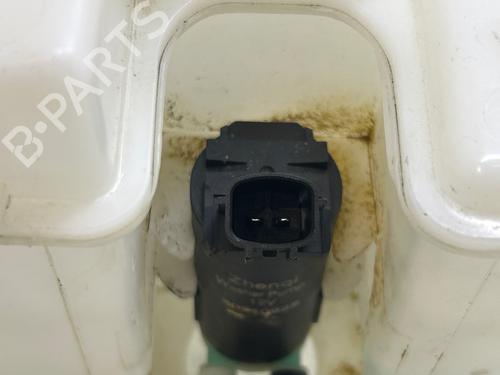 Used Windscreen washer tank Windscreen washer tank 38953324 38953324