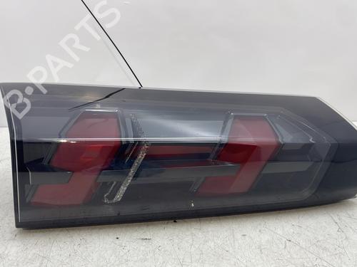 Venstre baglygte bagklap PEUGEOT 2008 II (UD_, US_, UY_, UJ_, UR_, UC_) e-2008 (UKZKXZ) (136 hp) 28718420