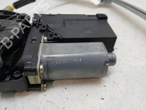 Used Front right window mechanism Front right window mechanism PEUGEOT 307 (3A/C) 1.6 16V (109 hp) 39936960 39936960