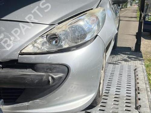 Fuse box PEUGEOT 206+ (2L_, 2M_) 1.4 HDi eco 70 | BP22840153E1 