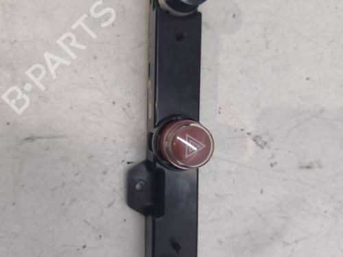 Bouton de warning FIAT 500 (312_) 1.3 D Multijet (312AXB1A) (75 hp) 27453486