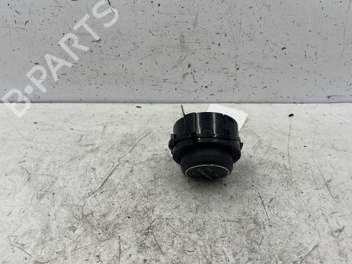 Used Switch Switch PEUGEOT 3008 I MPV (0U_) 2.0 HDi Hybrid4 (0URHCA) (200 hp) 24894515 24894515