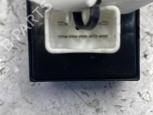 Used Mirror switch Mirror switch HYUNDAI GETZ (TB) 1.5 CRDi (88 hp) 22835890 22835890