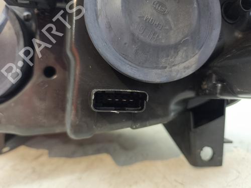 Used Right headlight Right headlight RENAULT SCÉNIC II (JM0/1_) [2003-2010] 28525983 28525983