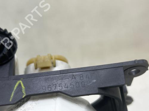 Used Left front fog light Left front fog light 39214680 39214680