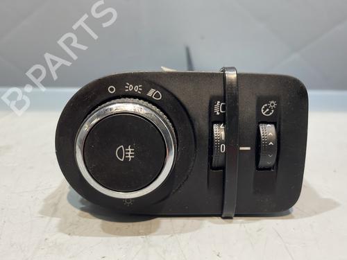 Used Headlight switch OPEL CORSA D (S07) 1.3 CDTI (L08, L68) (75 hp) 29044262