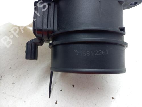 Mass air flow sensor RENAULT MASTER III Van (FV) 2.3 dCi 125 FWD (FV0C, FV0D, FV0G, FV0H, FV0J, FV0K,... | BP31582055M95