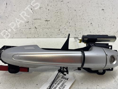Used Front left exterior door handle TOYOTA RAV 4 IV (_A4_) 2.5 Hybrid (AVA42_) (155 hp) 28709534