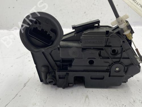 Rear left lock VW GOLF VI (5K1) 2.0 TDI | BP22844584C100 