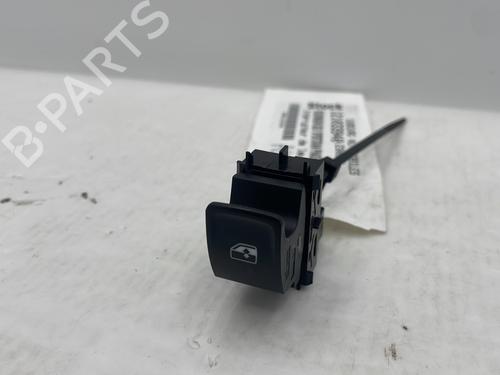 right-front-window-switch-vw-golf-sportsvan-vii-am1-an1-2014-2015-2016-2017-2018-2019-2020-32313815 main image