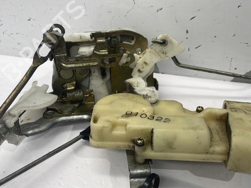 Used Front left lock Front left lock TOYOTA YARIS (_P1_) 1.0 (SCP10_, SCP10R) (68 hp) 25331598 25331598