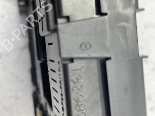 Fuse box PEUGEOT 308 I (4A_, 4C_) 1.6 HDi | BP22836171E1 