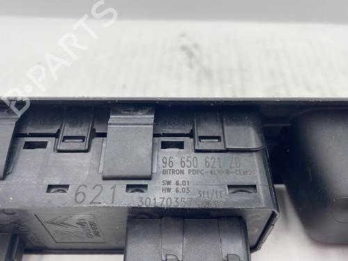 Left front window switch PEUGEOT 3008 I MPV (0U_) 1.6 HDi | BP32008884I27 - Image 2