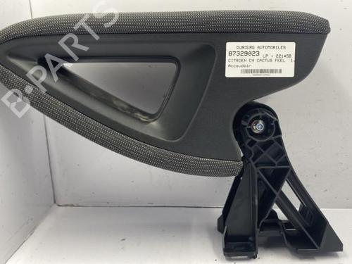 Used Armrest / Center console Armrest / Center console CITROËN C4 CACTUS 1.2 VTi 82 (82 hp) 22835205 22835205