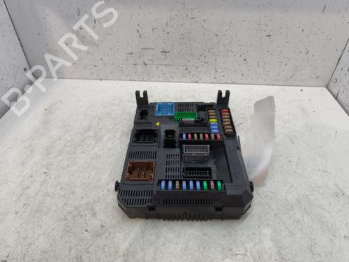 fuse-box-citroen-c4-cactus-2014-28531836 main image
