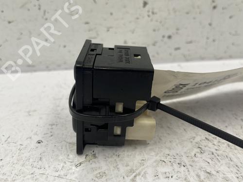 Used Mirror switch Mirror switch TOYOTA YARIS (_P9_) 1.0 VVT-i (KSP90_, KSP90R) (69 hp) 25146934 25146934