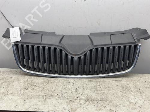 Used Grille SKODA ROOMSTER (5J7) 1.9 TDI (105 hp) 29286166