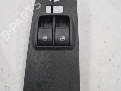 Used Switch FIAT GRANDE PUNTO (199_) 1.4 (199AXB11, 199AXB1A, 199BXB1A, 199AXL1A) (77 hp) 22827406