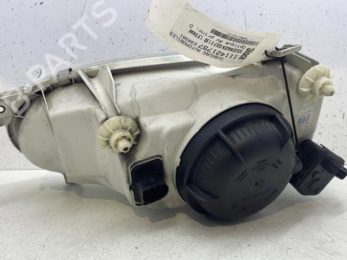 Right headlight VW GOLF III (1H1) 1.9 D | BP29980341C29