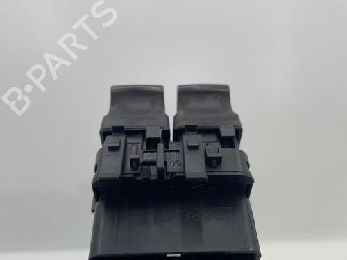 Used Left front window switch Left front window switch RENAULT TRAFIC II Van (FL) 2.0 dCi 115 (FL01, FL0U, FL00, FL0H, FL0M) (114 hp) 31636903 31636903