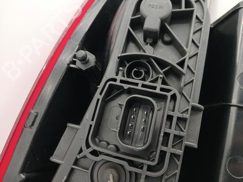 right-taillight-fiat-doblo-cargo-263_-2010-34453527 main image