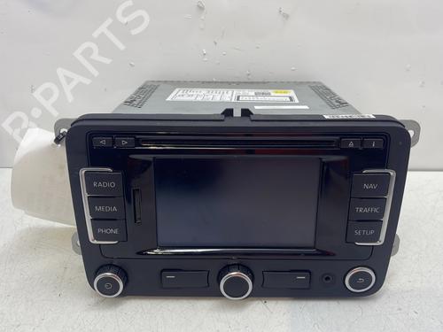 Used Radio VW GOLF VI (5K1) 1.6 TDI (105 hp) 29213489