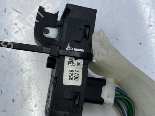 Used Right rear window switch Right rear window switch CHEVROLET AVEO Hatchback (T300) 1.3 D (95 hp) 22829950 22829950